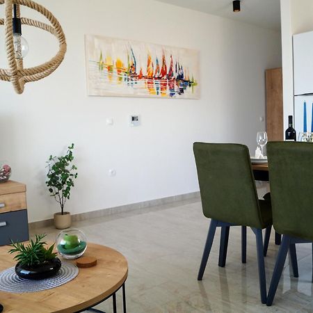 Apartment Ivona With Beautiful Seaview Makarska Kültér fotó
