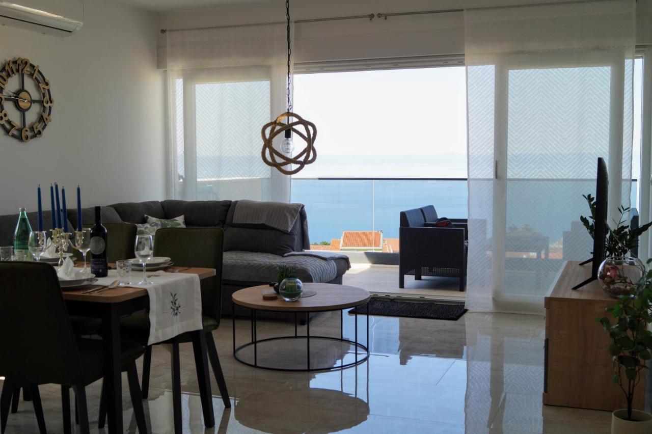 Apartment Ivona With Beautiful Seaview Makarska Kültér fotó