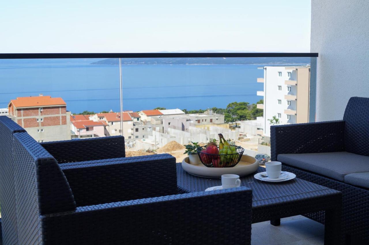 Apartment Ivona With Beautiful Seaview Makarska Kültér fotó