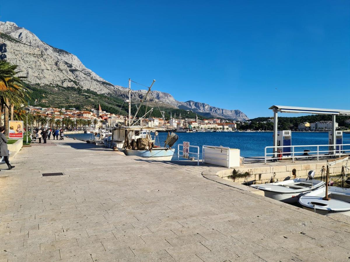 Apartment Ivona With Beautiful Seaview Makarska Kültér fotó